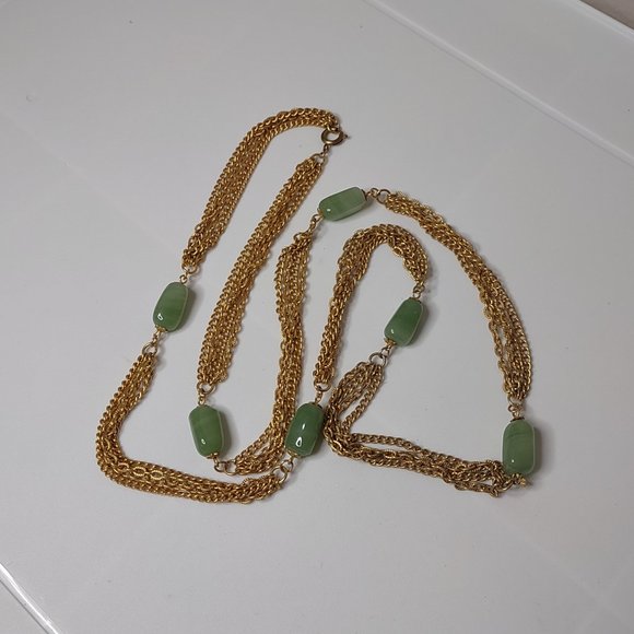 Long 36.5 Inch Gold Tone With Green Stones Necklace - Picture 1 of 12